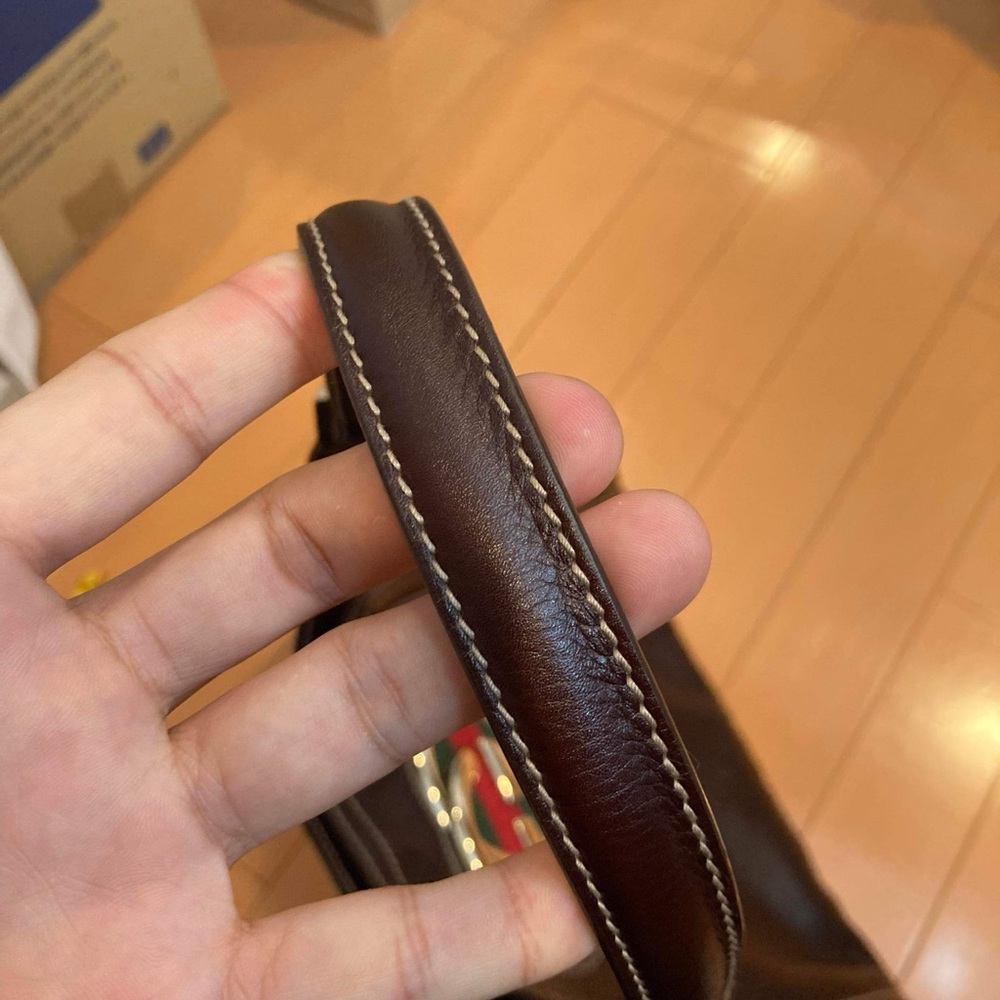 Gucci Dark Brown Shoulder Bag with Iconic Emblem - Picture 8 of 12